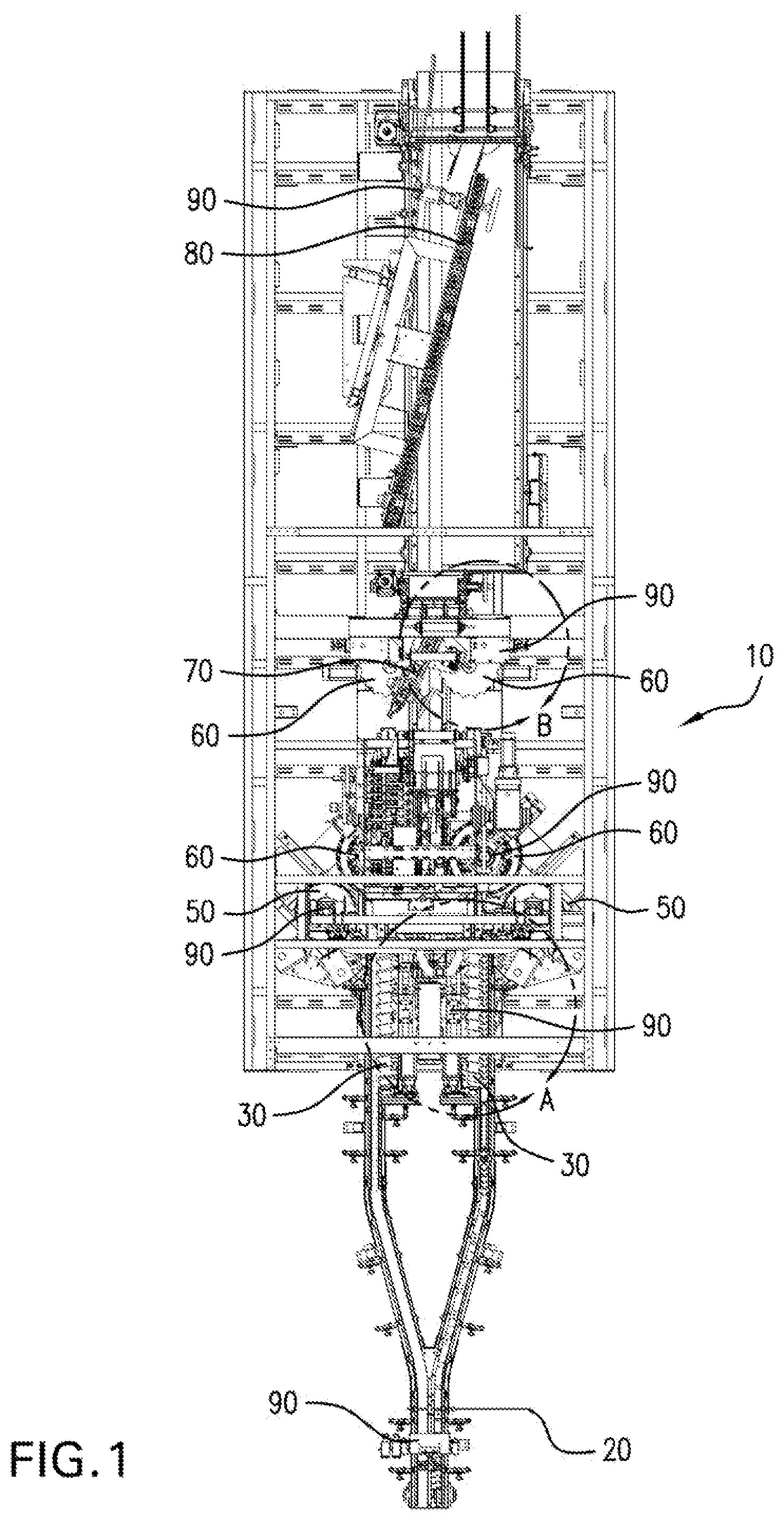 Patent US11772834 — Method for synchronizing a container carrier applicating machine — Figure 1