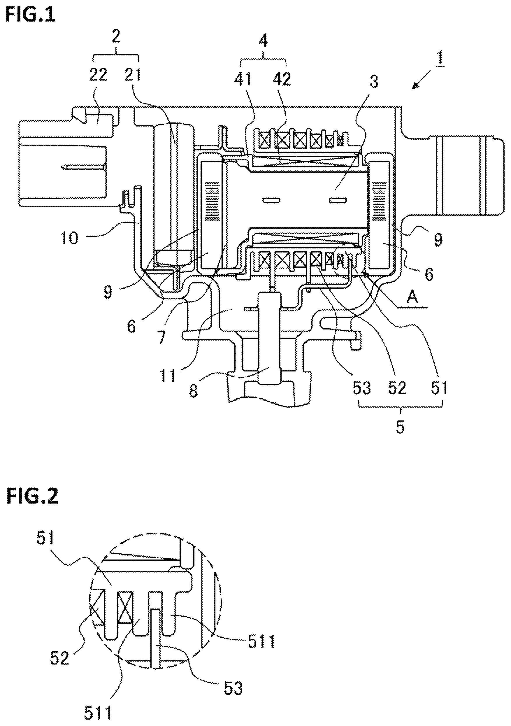Patent US11776740 — Spark coil with the lead terminal between flanges — Figure 1