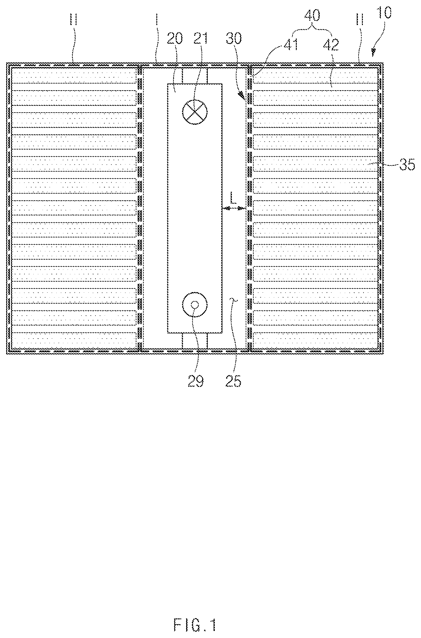 Patent US11777112 — Heat exchange apparatus for cooling water of fuel cell and fuel cell system including the same — Figure 1