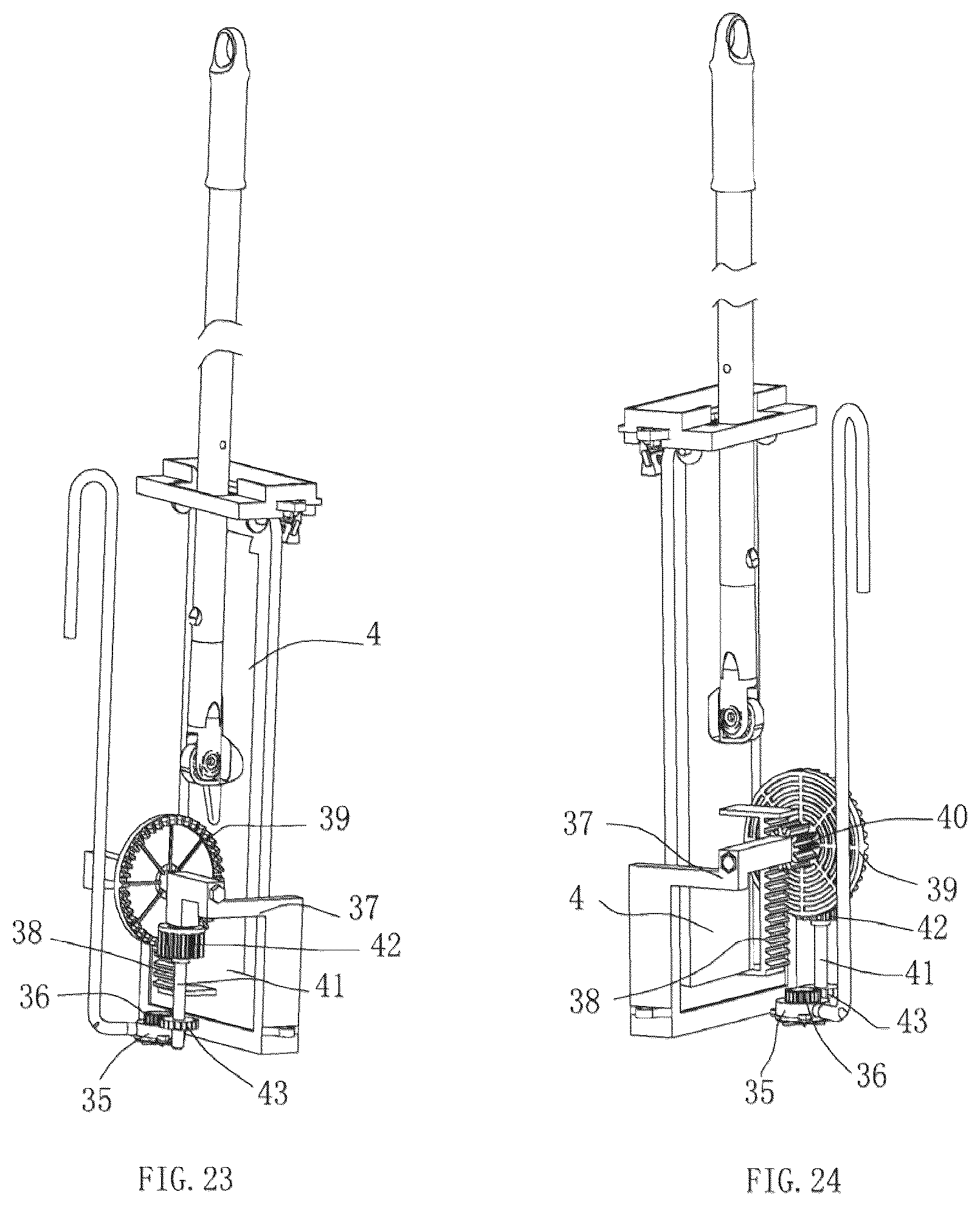 Patent US12096899 Figure 12 – Mop bucket for cleaning and squeezing a flat mop