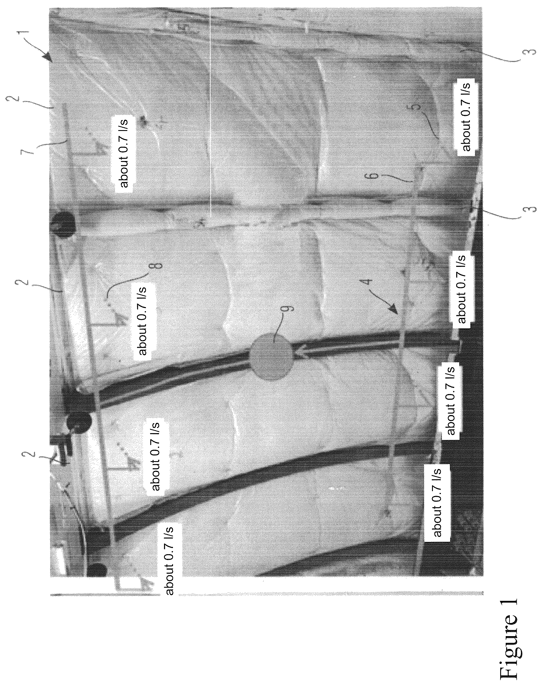 Patent US12312090 — Reducing condensate precipitate on inner surfaces of an outer skin of an aircraft — Figure 1
