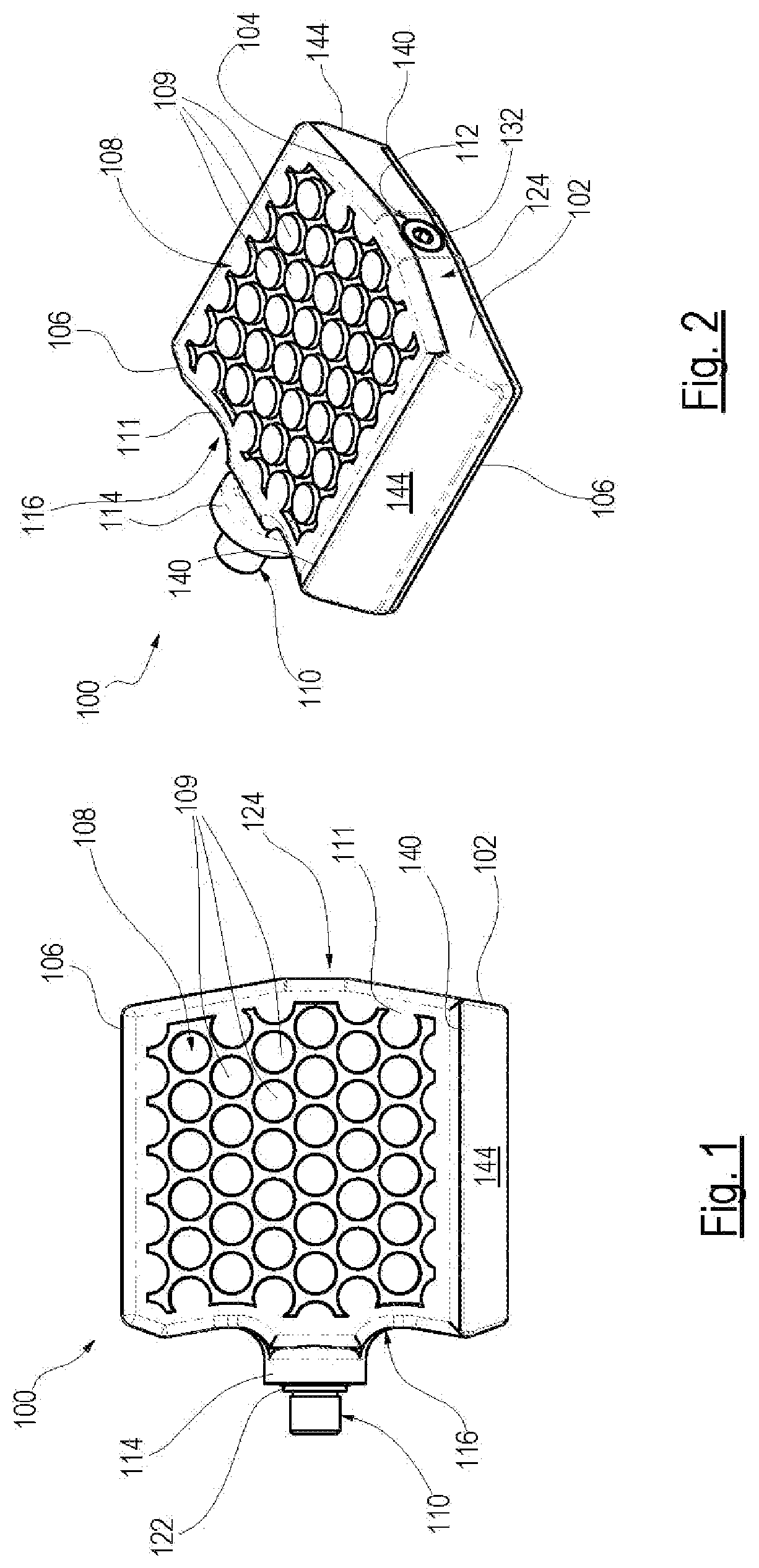 Patent US12351269 Figure 1 – Bicycle pedal with elastomeric surface