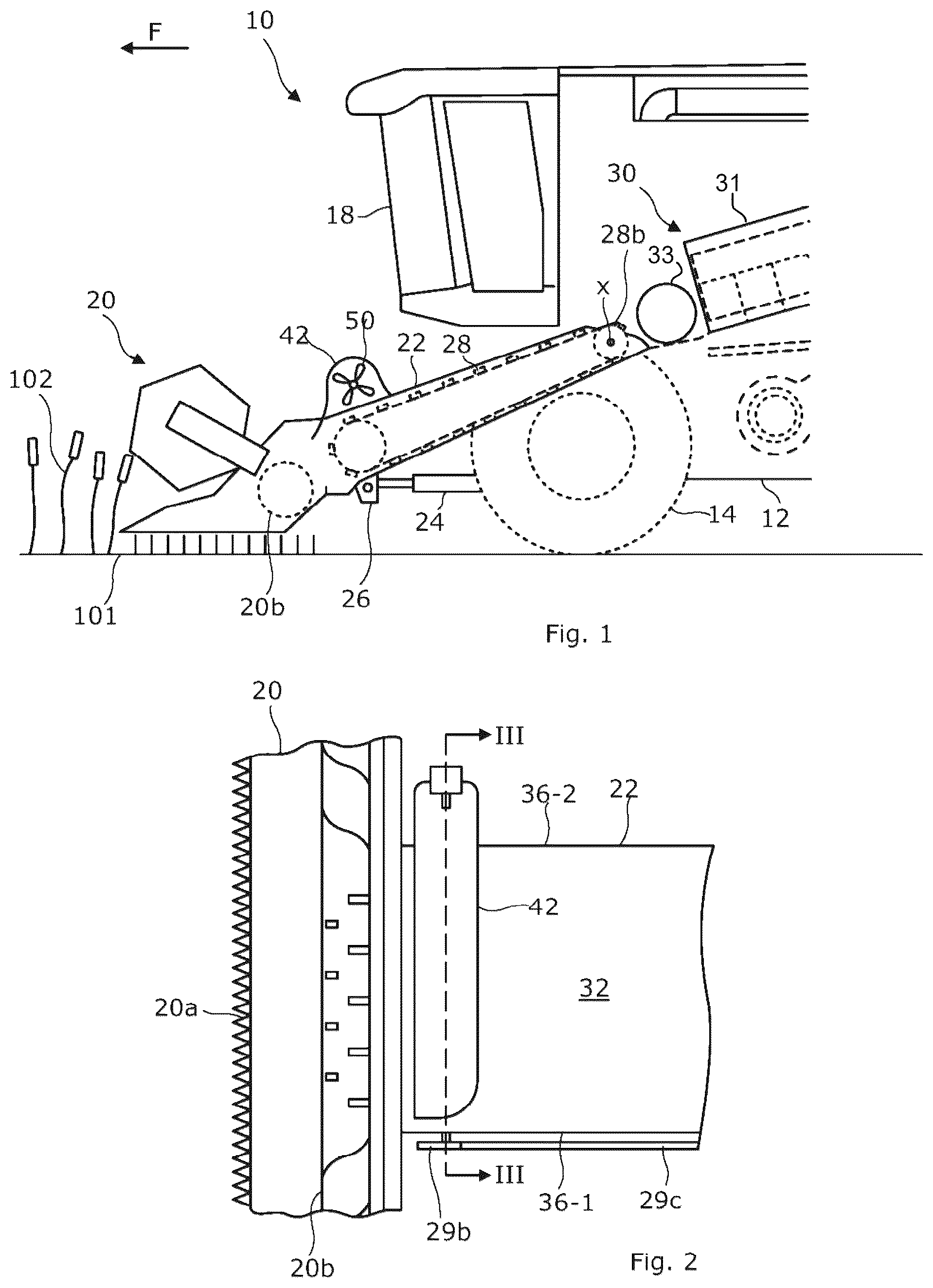 Patent US12457931 Figure 1 – Combine harvester with system and method for removing accumulated material from a feederhouse